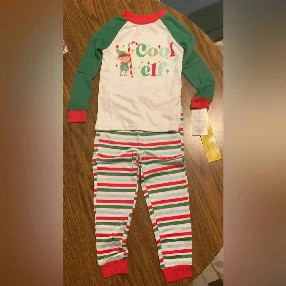Cuddl Duds Jammies For Your Families kids size 4 Christmas Pajama Set. NWTS!